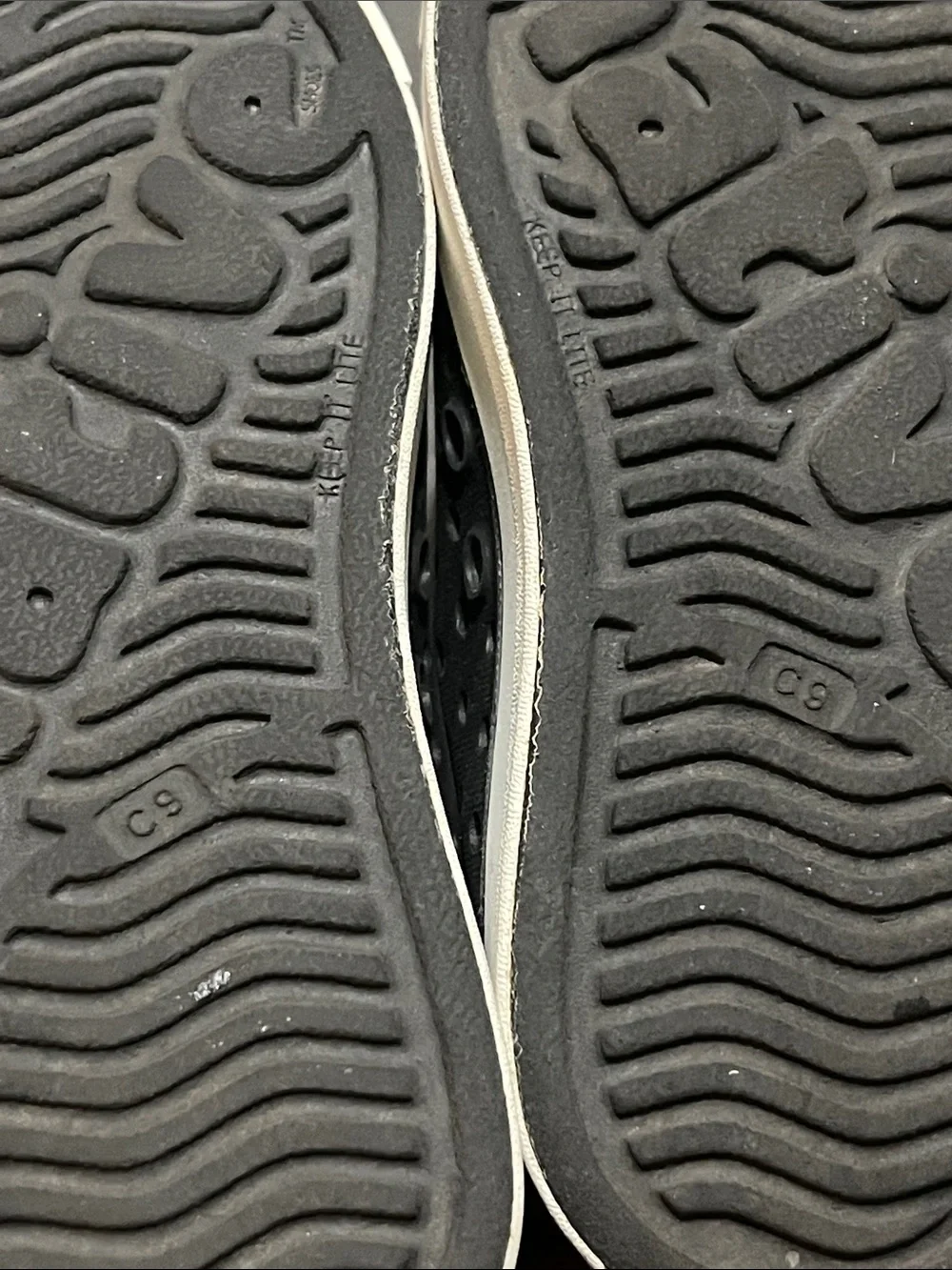 Native Kid Black Sandals Size 9C